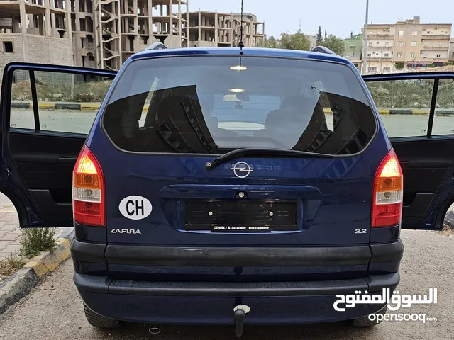 Used Opel Zafira in Gharyan