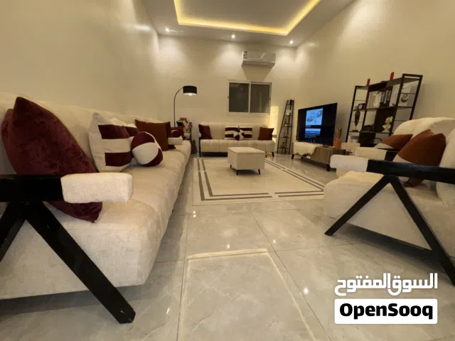 طقم كنب مودرن صناعة تركية - 6 قطع و 17 وساده
