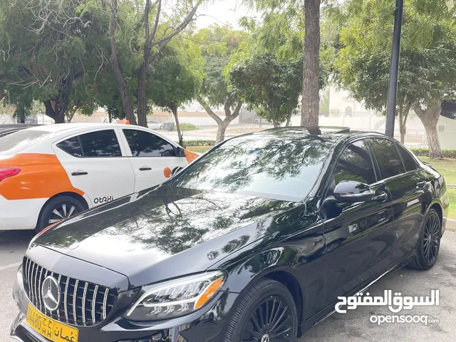 مرسيدس C300 2019 بممشى 49 الف KM