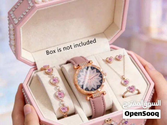 ساعات نسائية روعة