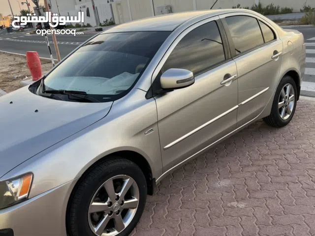 للبيع – ميتسوبيشي لانسر 2016