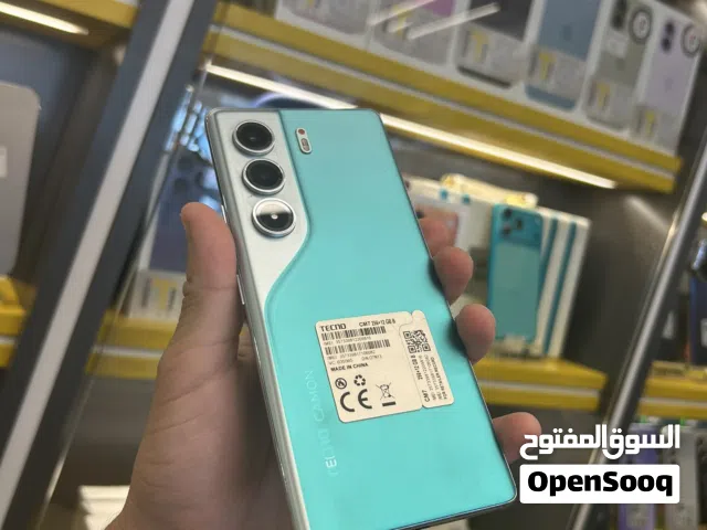 تكنو كامون 40 برو ذاكرة 256/12نضافة 95%