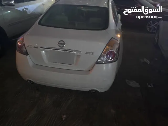 Used Nissan Altima in Ajman