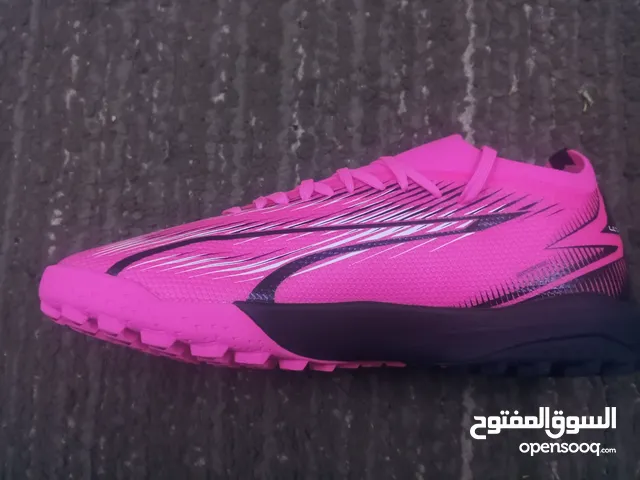جزمه كرة قدم بوما