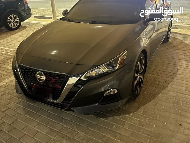 Used Nissan Altima in Abu Dhabi