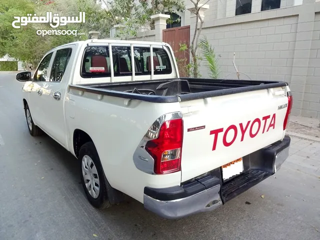 Toyota Hilux Pickup 2.0 L 2021 White Agent Maintained Urgent Sale