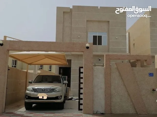 241 m2 4 Bedrooms Villa for Sale in Muscat Amerat