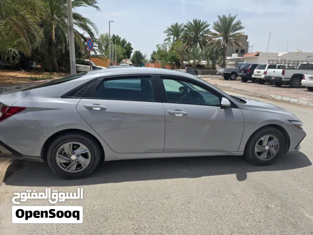 2025 Hyundai Elantra GL