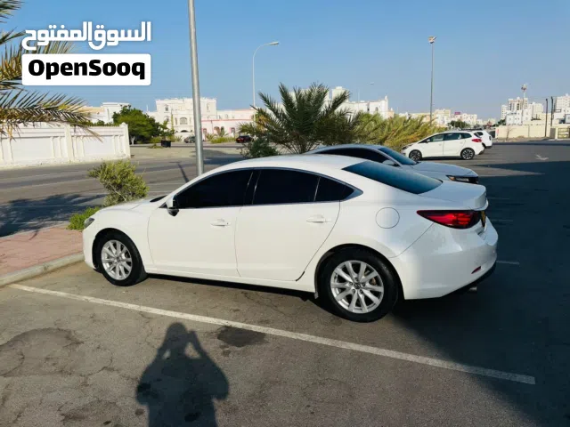 2017 مازدا 6 Standard