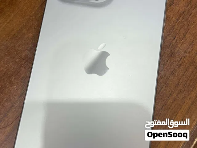 15 برو ماكس محلي