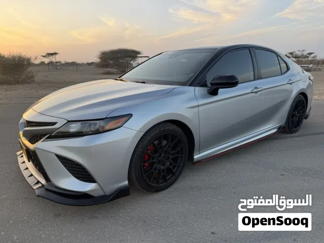 2020 تويوتا كامري TRD