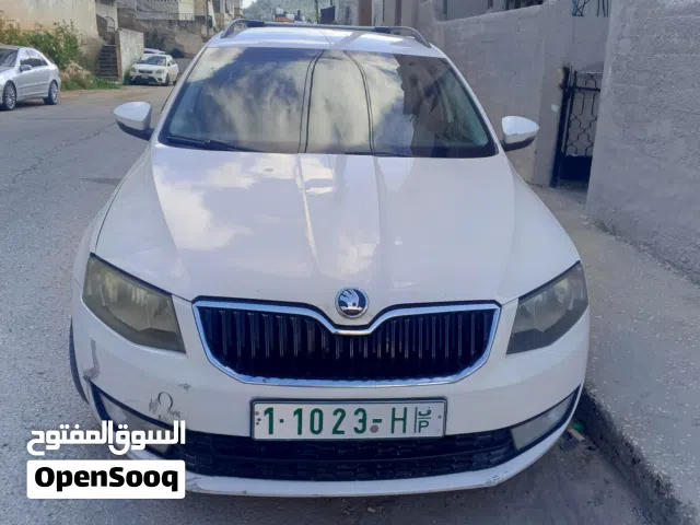 2015, سكودا, اوكتافيا, Standard