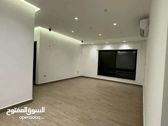 300 m2 3 Bedrooms Apartments for Rent in Amman Um Uthaiena