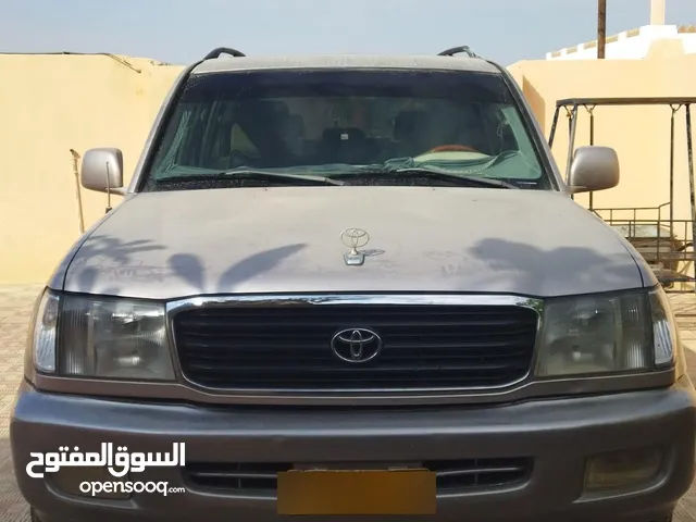 Used Toyota Land Cruiser in Al Sharqiya