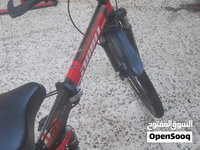 دراجة هوائية ماركة amin جنط 27 بريكات امامي وخلفي امتصاص صدمات 7 غيارات البسكليت حال الجديد ولا خدش