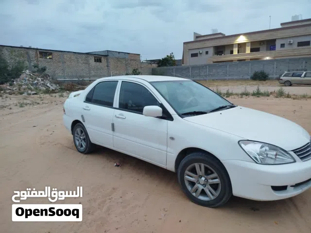 2010 ميتسوبيشي لانسر GLX
