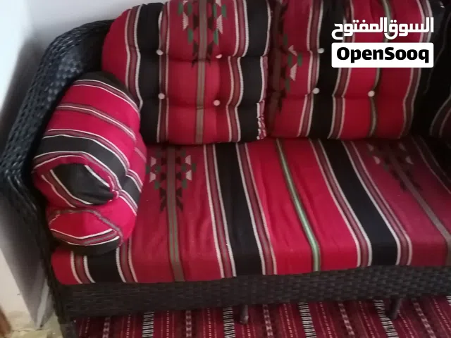 كنب تفصيل خشب وحديد  خارجي وداخلي  كنب كبير و2 فردي