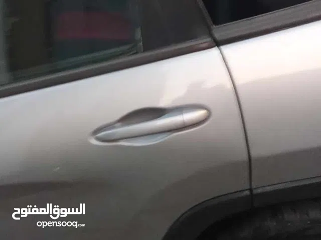 Used Jeep Cherokee in Basra