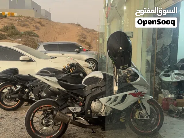 2011 بي إم دبليو S 1000 RR
