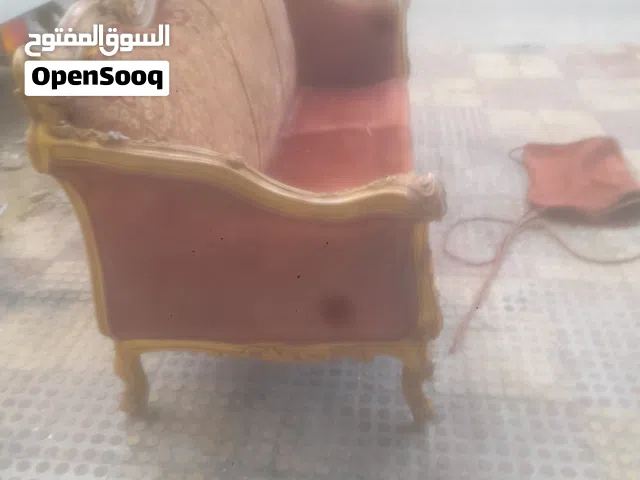 نجار متنقل لتصليح غرف النوم والأبواب دهانات الرطوبة والخدوش تركيب ابواب واكر ومفصلات وزرافيل في عمان