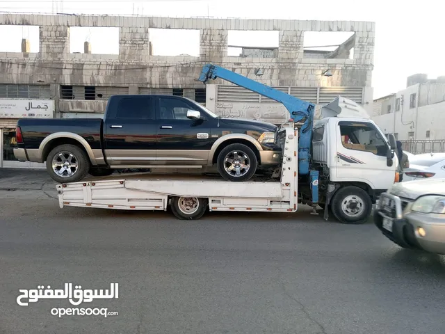 ونش الزرقاء سطحه