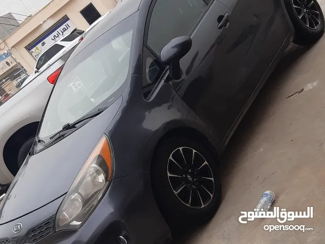 Kia Rio 2013 in Tripoli