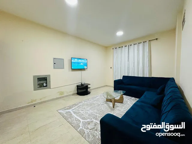 F3 /  الروضة 3 - قريب من الحوت وهاشم هايبر ماركت - غرفة وصالة - حمامين - ايجار شهري - شامل - مفروش