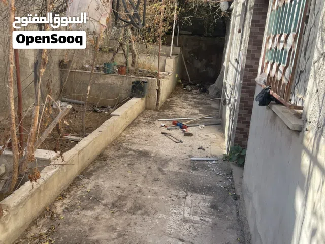 100 m2 3 Bedrooms Townhouse for Rent in Zarqa Jabal Al Ameer Hasan