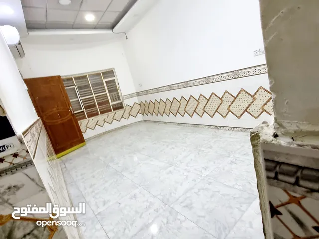 شقة عائلية في الجنينة قرب سوق الجنينة
