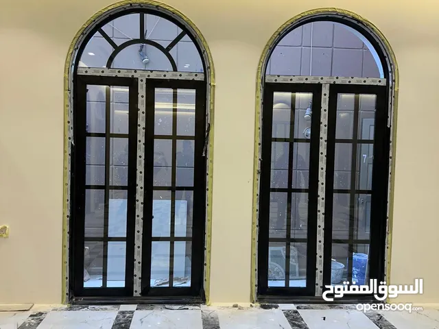almuniyam door