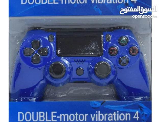 يدة تحكم PS4 نسخه طبق الاصل عن اليده الاصليه لونه ازرق بحري جميله جدا و تحتوي على كيبل شحن معاه