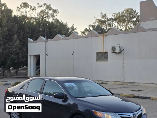 تيوتا كامري 2014