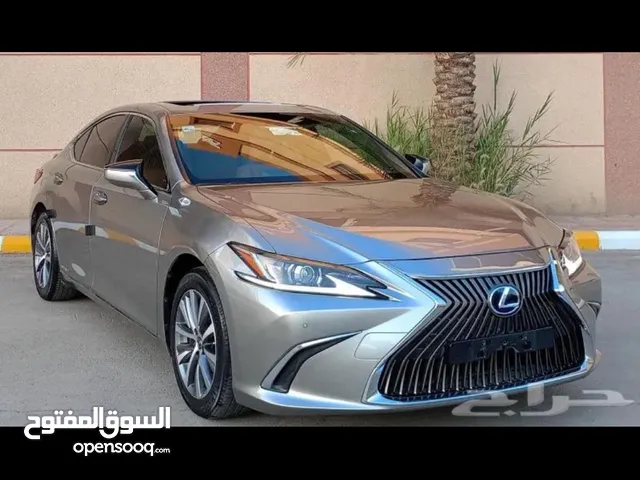 Lexus ES 2020 in Al Riyadh