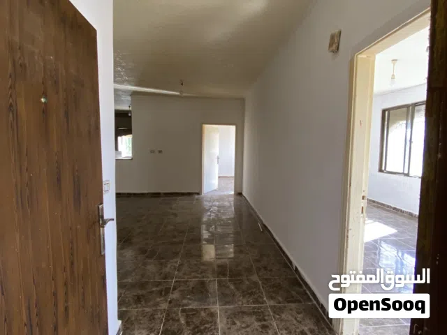 135 m2 3 Bedrooms Apartments for Rent in Al Karak Al-Marj