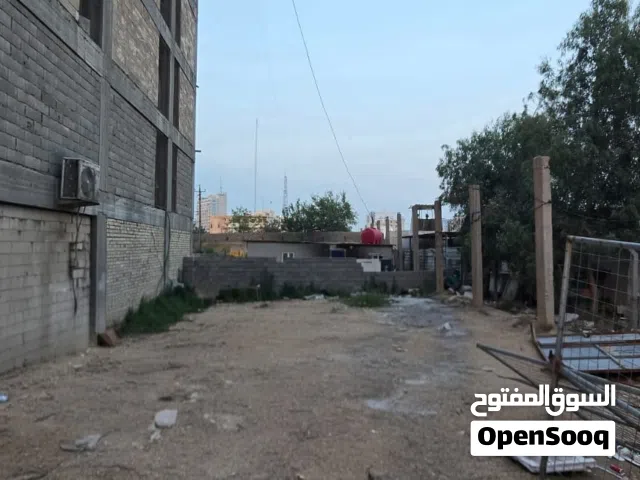 قطعة أرض للإيجار في كربلاء باب بغداد – 260م2 مطلة على نهر المقام وقريبة من العتبات المقدسة