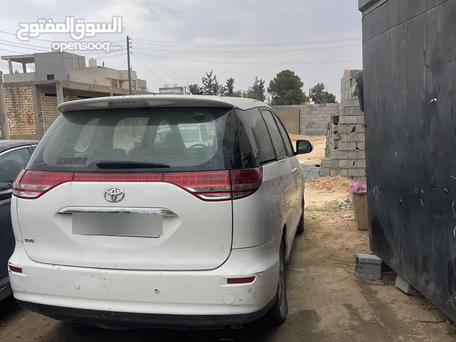 Used Toyota Previa in Tripoli
