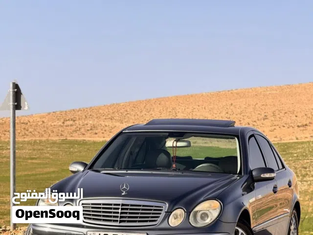 2006 مرسيدس بنز الفئة-E E 200