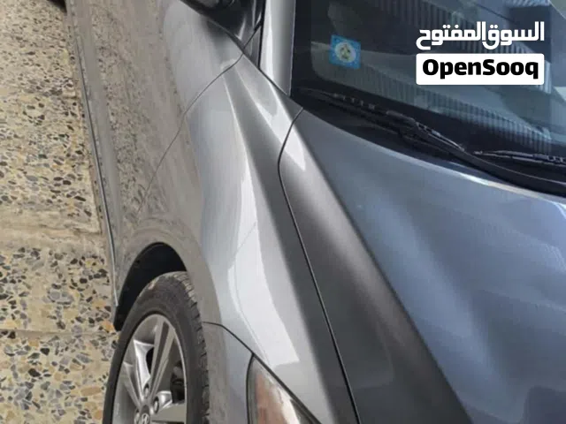 2017 هيونداي النترا GL