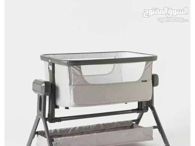 Giggles baby cradle