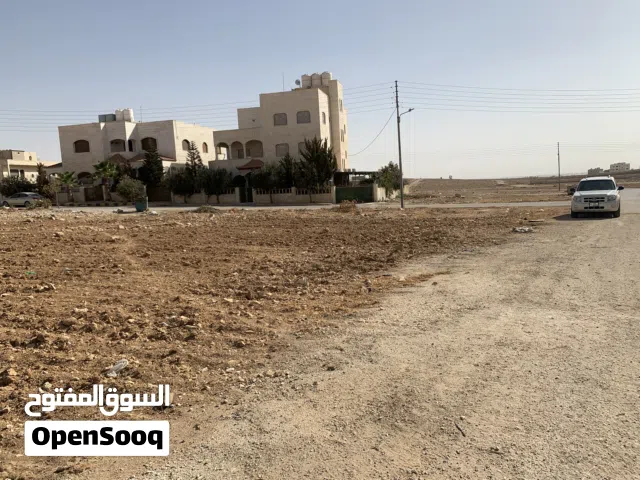 قطعة أرض مميزة على شارعين في اللبن صدر أبو دبوس
