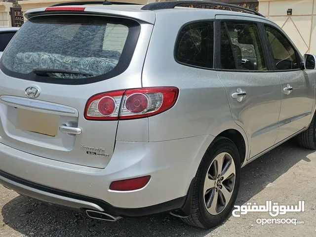 Used Hyundai Santa Fe in Al Batinah