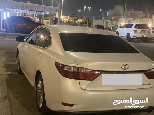 لكززس ES350. 2013