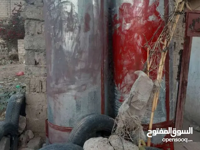 خزانات حديد مستعمل نضيف