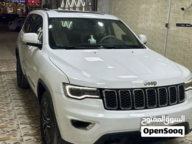 Jeep Grand Cherokee Laredo