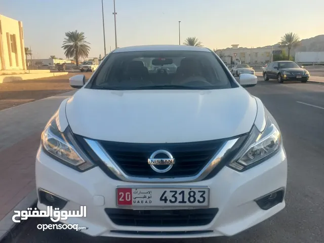 Nissan Altima Khaleji GCC Specs 2017 Good condition. 2.5S Pure Drive Edition