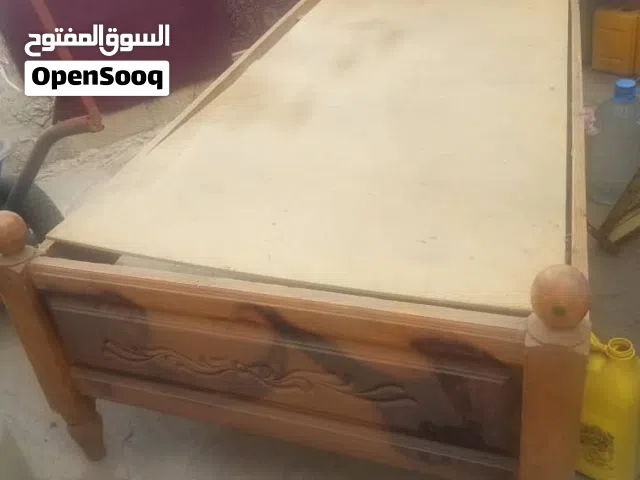 عرض مغررري بدون سعايه من البائع راسا سرير خشب مستخدم فقط ب15الف بدون اي مبايعه كلام قطاف