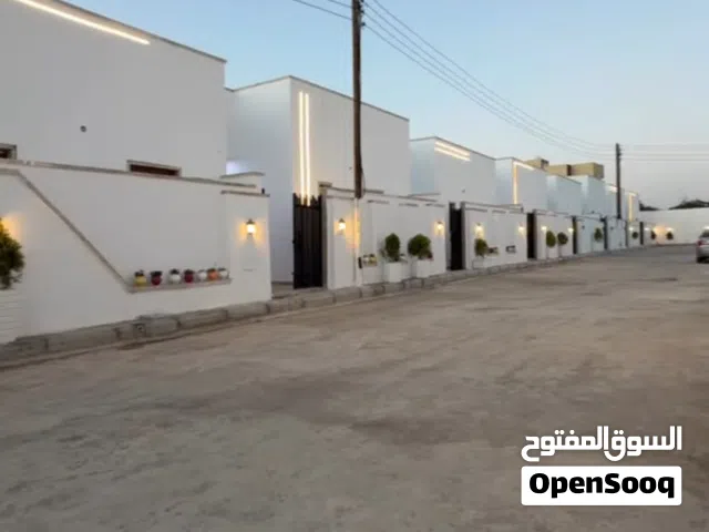 230 m2 3 Bedrooms Townhouse for Sale in Tripoli Ain Zara