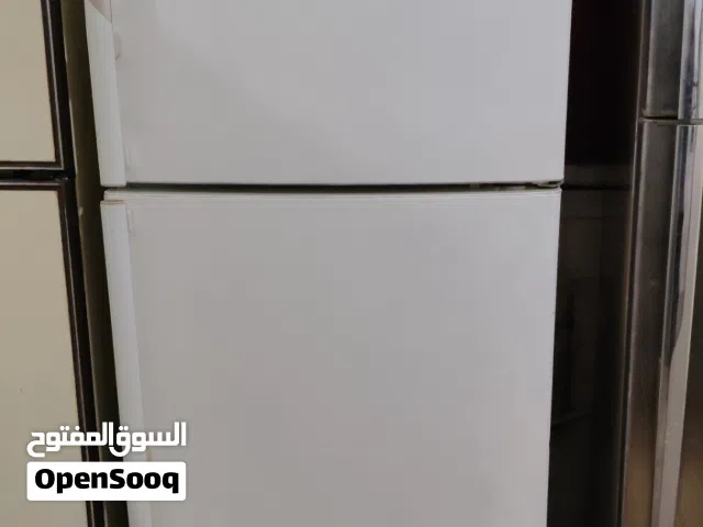 نبيع ثلاجه دايو18 قدم للبيع بحاله ممتازه معا التوصل التشغيل والكفاله تبريد وتجميد بحاله جيده