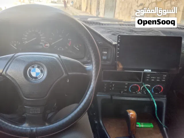 1993 بي ام دبليو الفئة 5 520