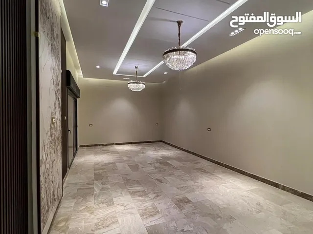 900m2 More than 6 bedrooms Villa for Sale in Tripoli Al-Serraj